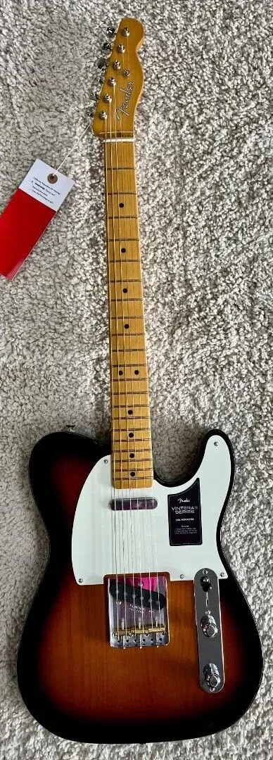 Электрогитара Fender Vintera II '50s Nocaster 2-Color Sunburst с чехлом