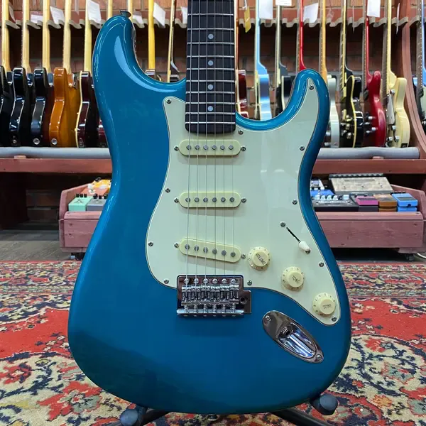 Электрогитара Selva Stratocaster SSS Silver Sky Dodgem Blue w/Gigbag China 2000s