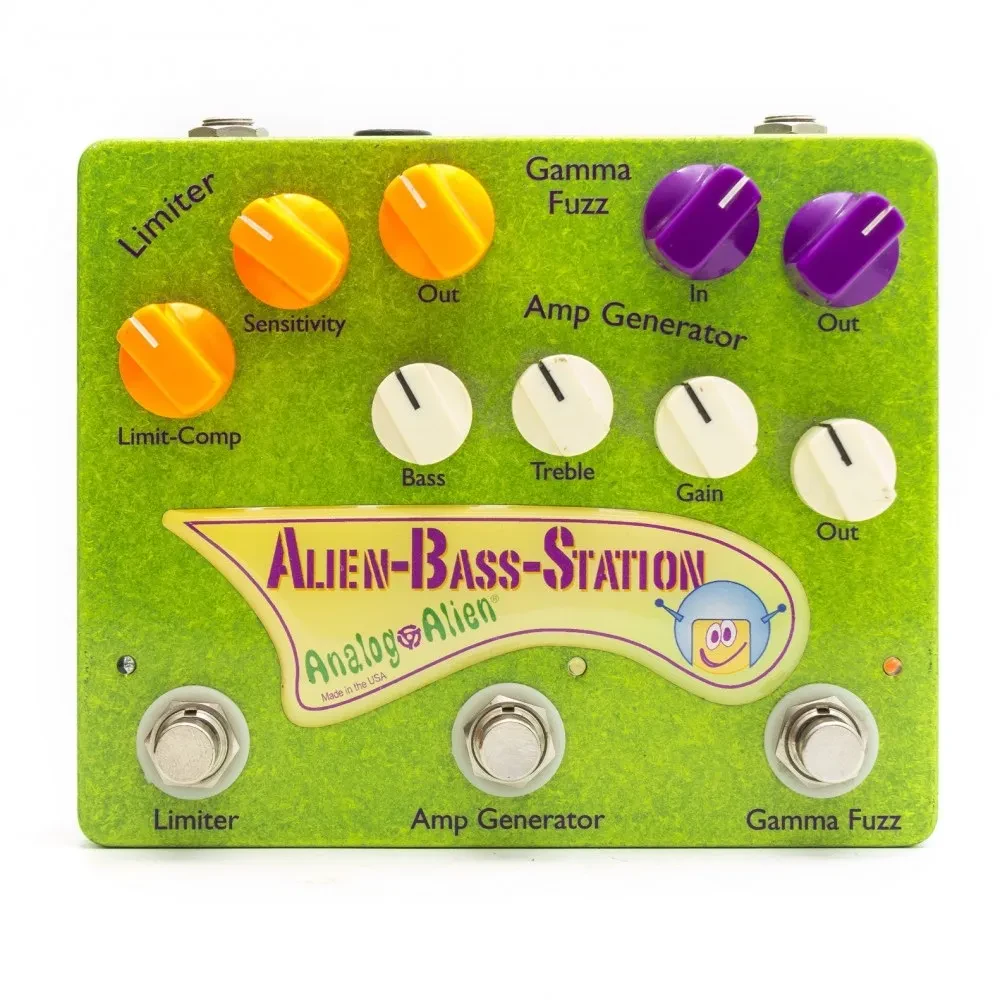 Педаль эффектов для бас-гитары Analog Alien Alien Bass Station(Limiter/Amp Generator/Gamma Fuzz)