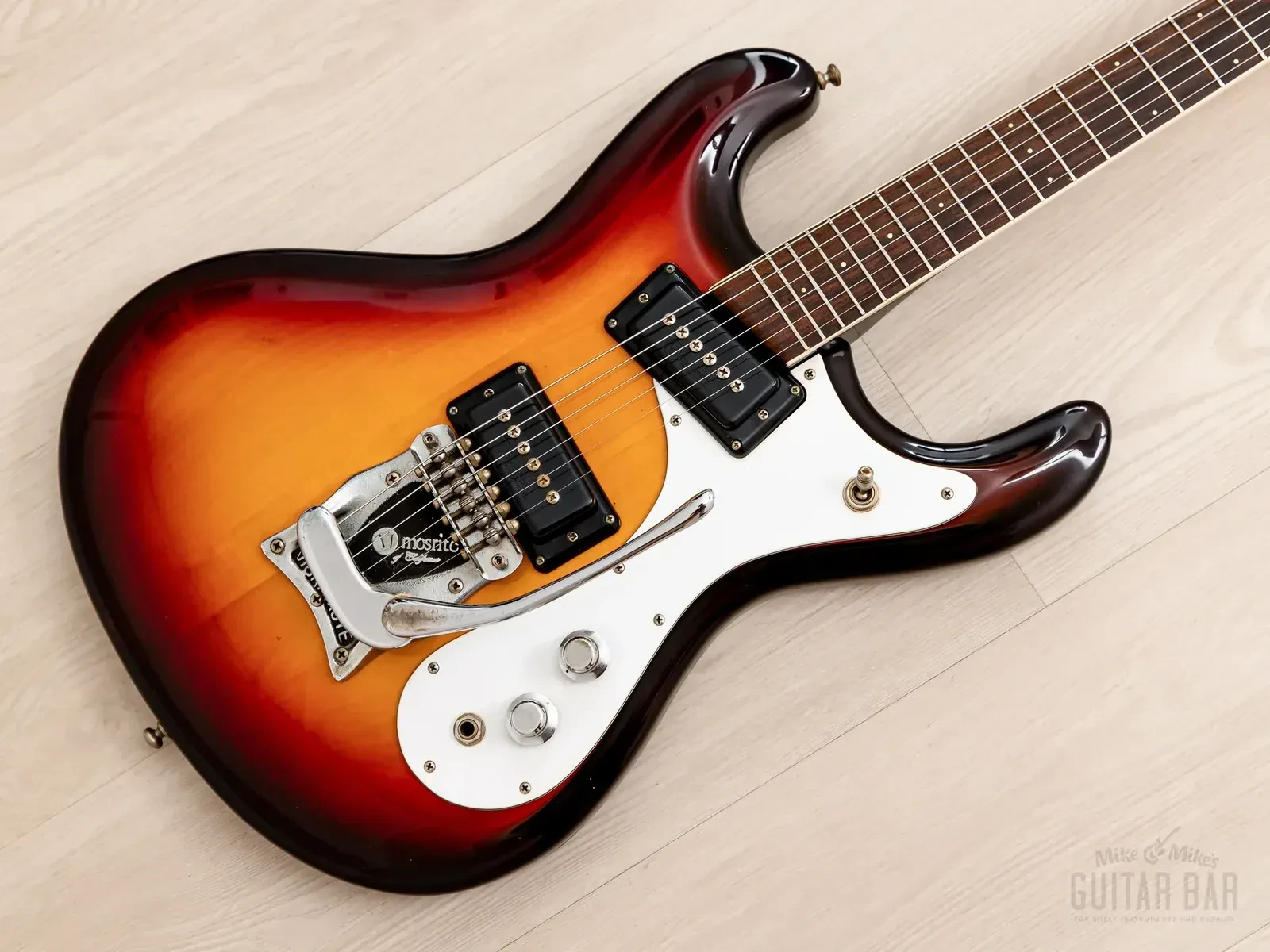 Б/У Электрогитара Mosrite Ventures Model 1991 USA-Made с Vibramute, с кейсом