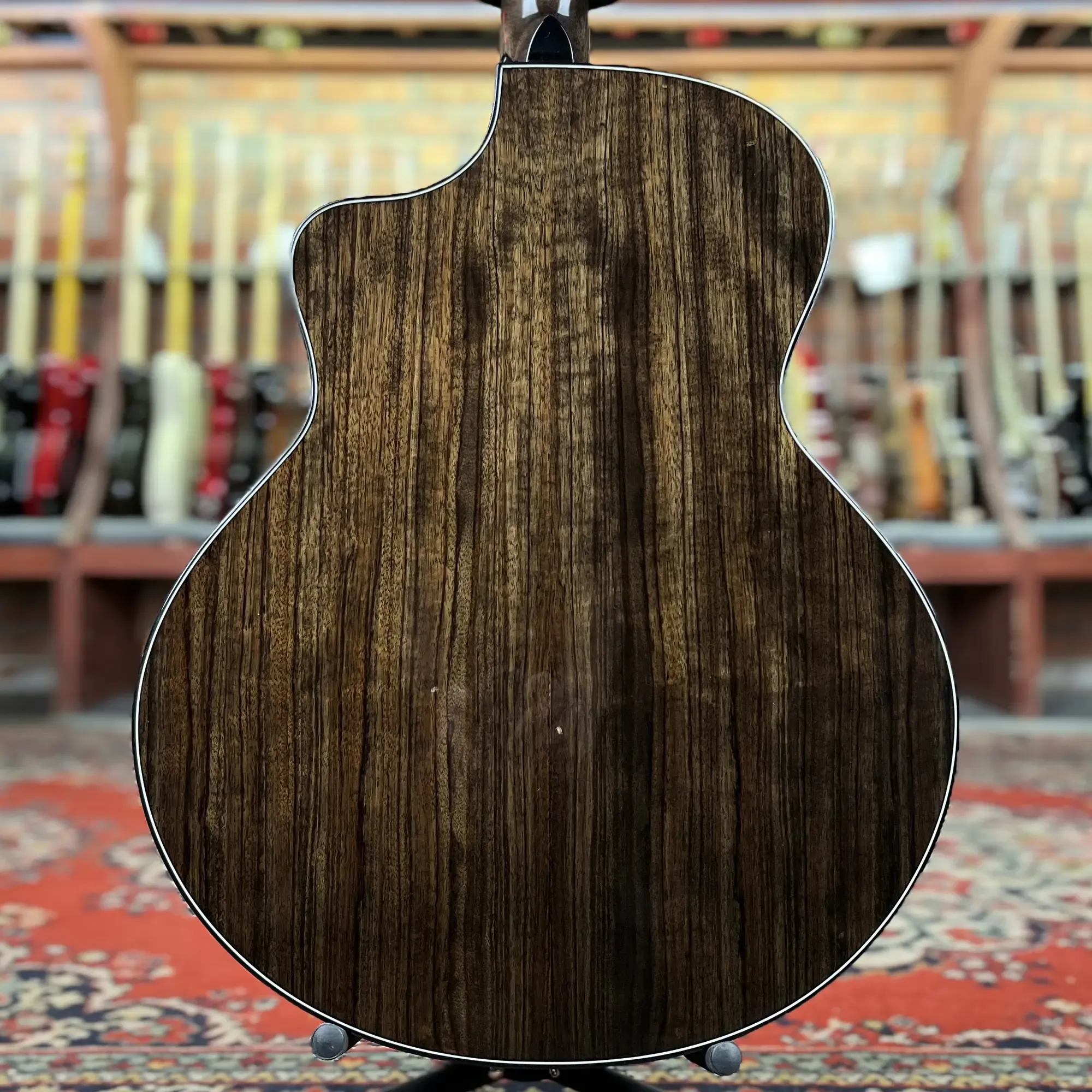 Изображение №6