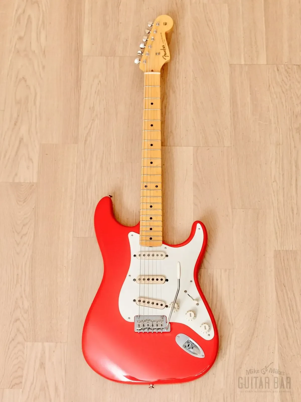 Электрогитара Fender Vintage Hot Rod 50s Stratocaster SSS Fiesta Red w/case USA 2013