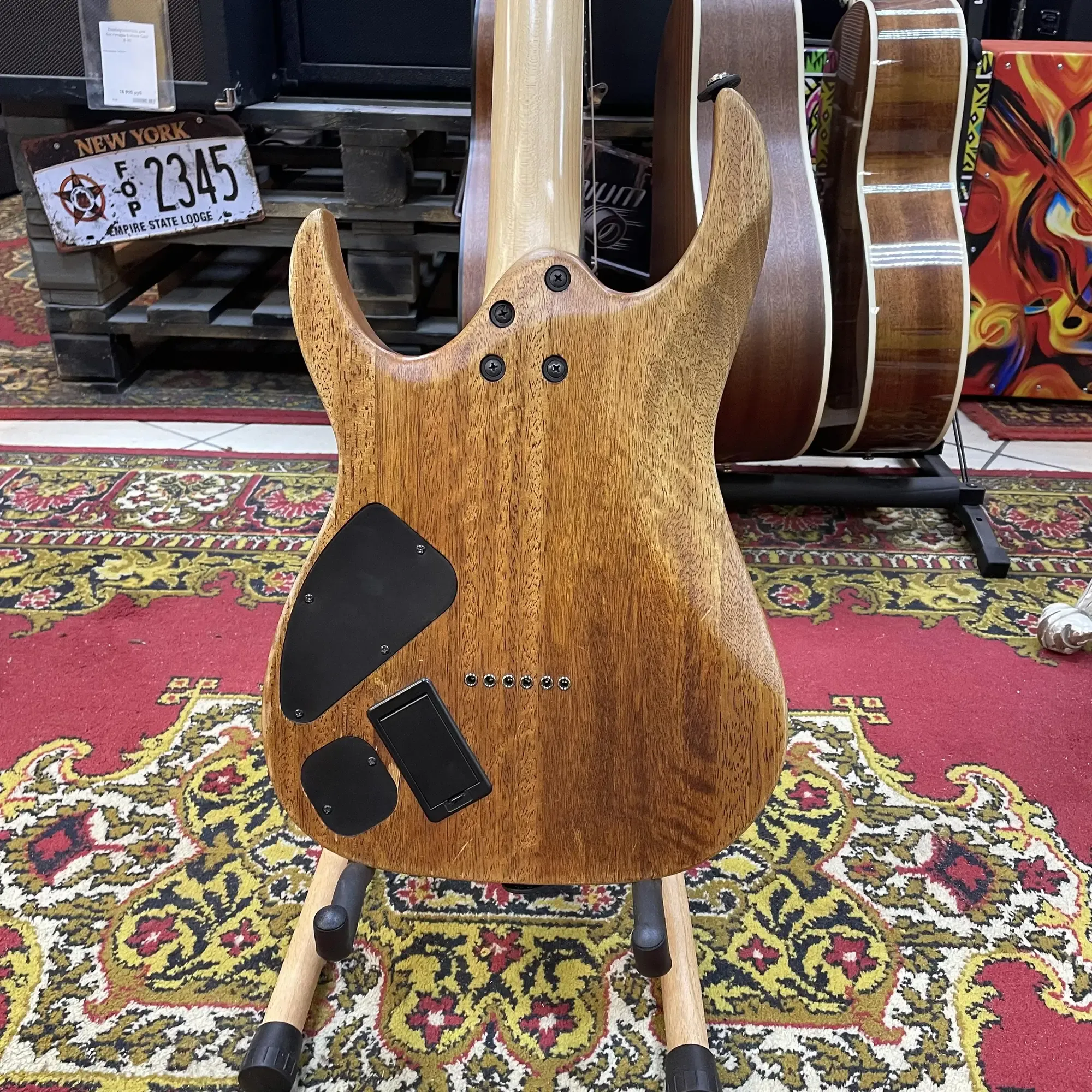 Изображение №8