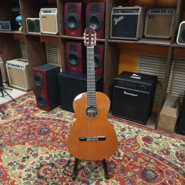 Б/У Классическая гитара Jose Antonio 2021s с кейсом