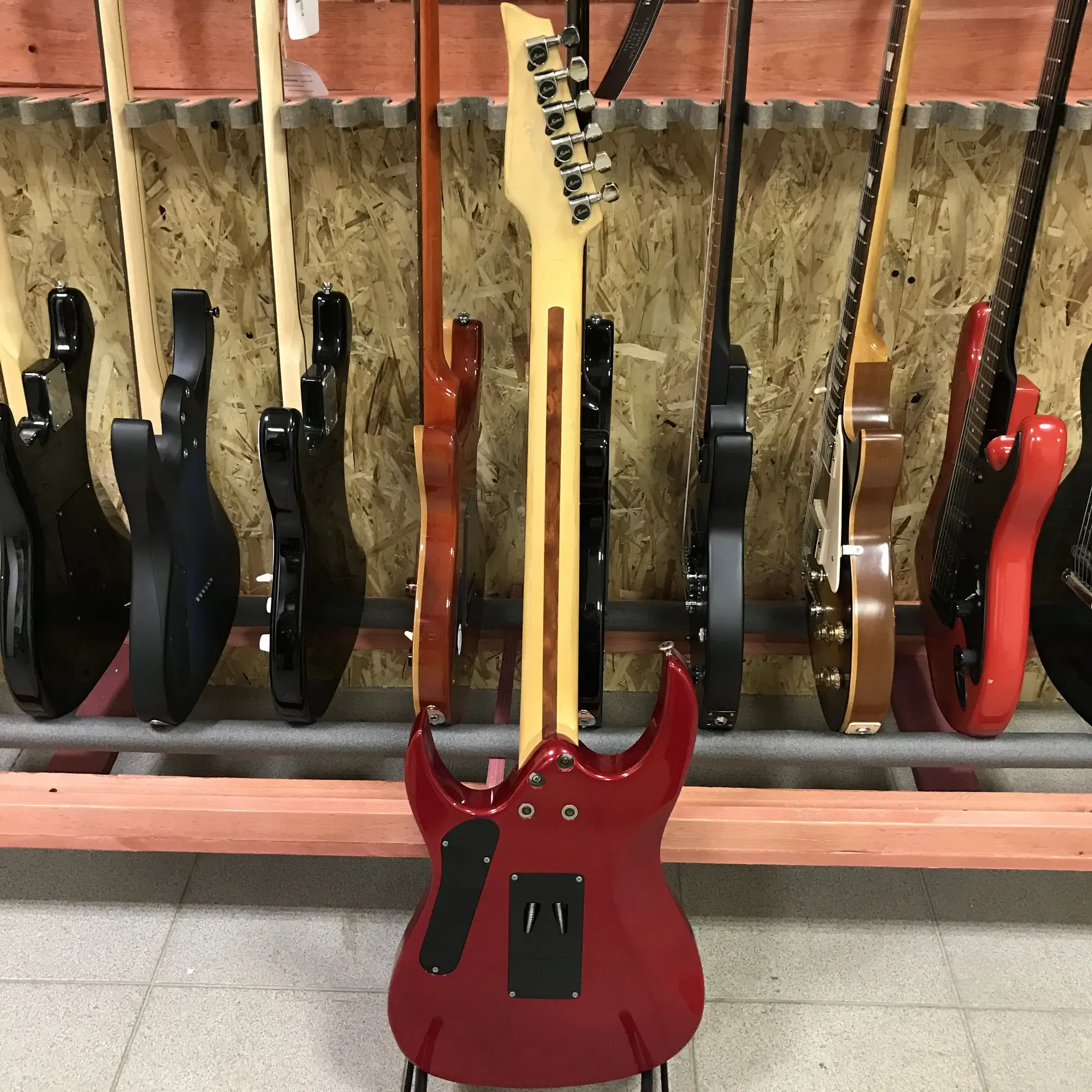 Изображение №6