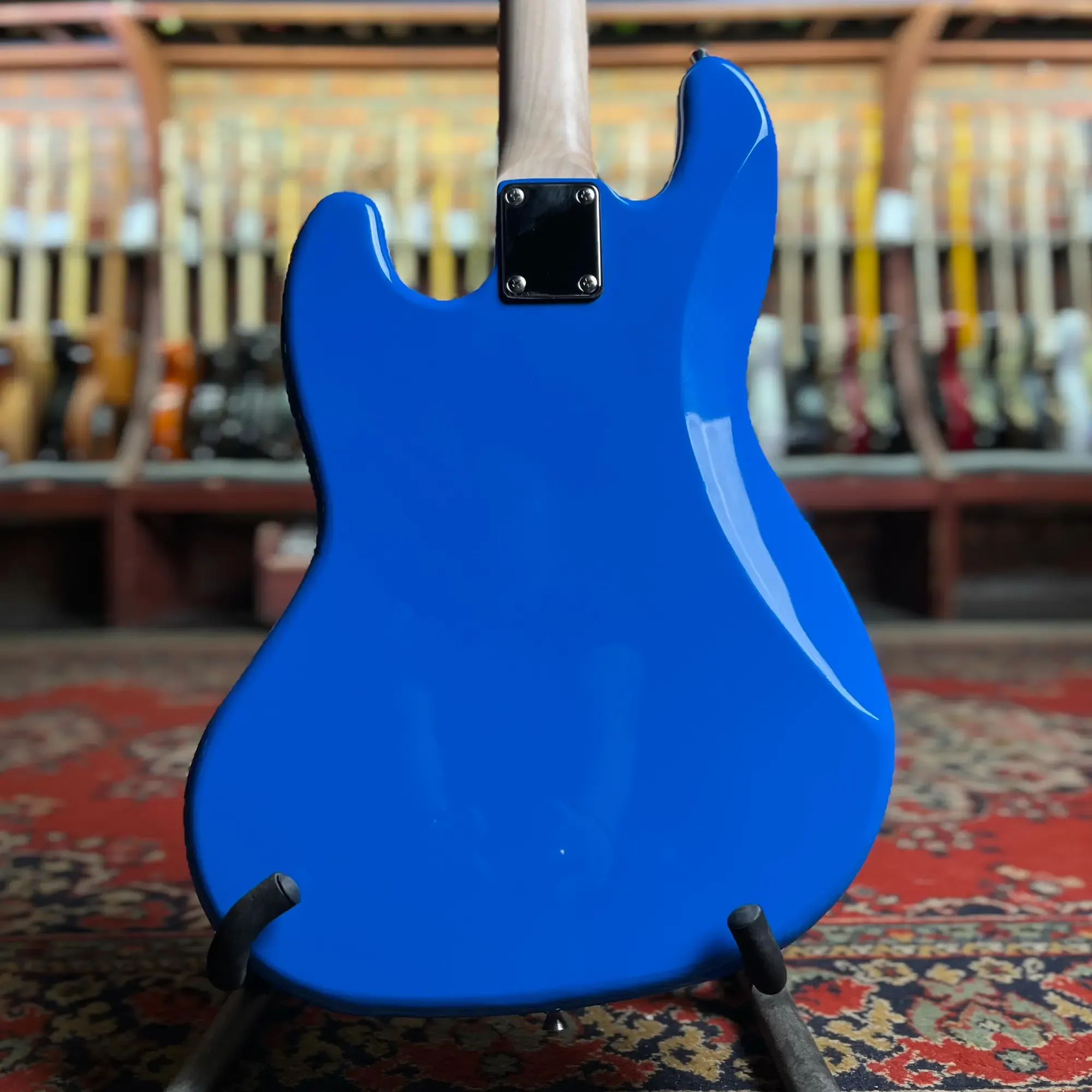 Изображение №5