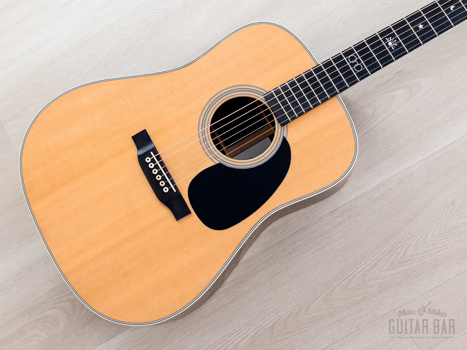 Б/У Акустическая гитара Martin Guitars D-28 John Lennon Limited Edition 2016 с кейсом