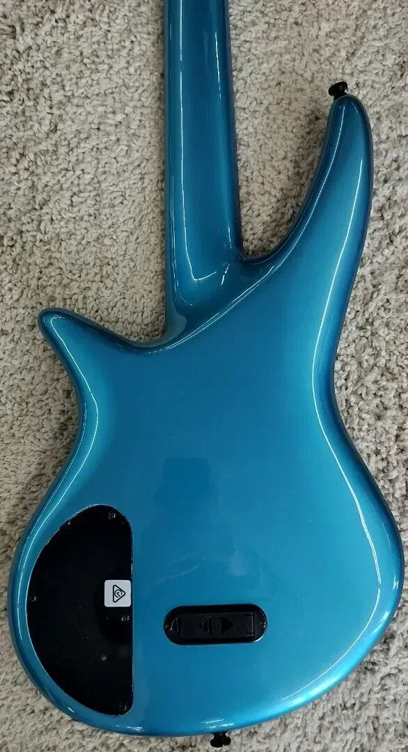 Изображение №6