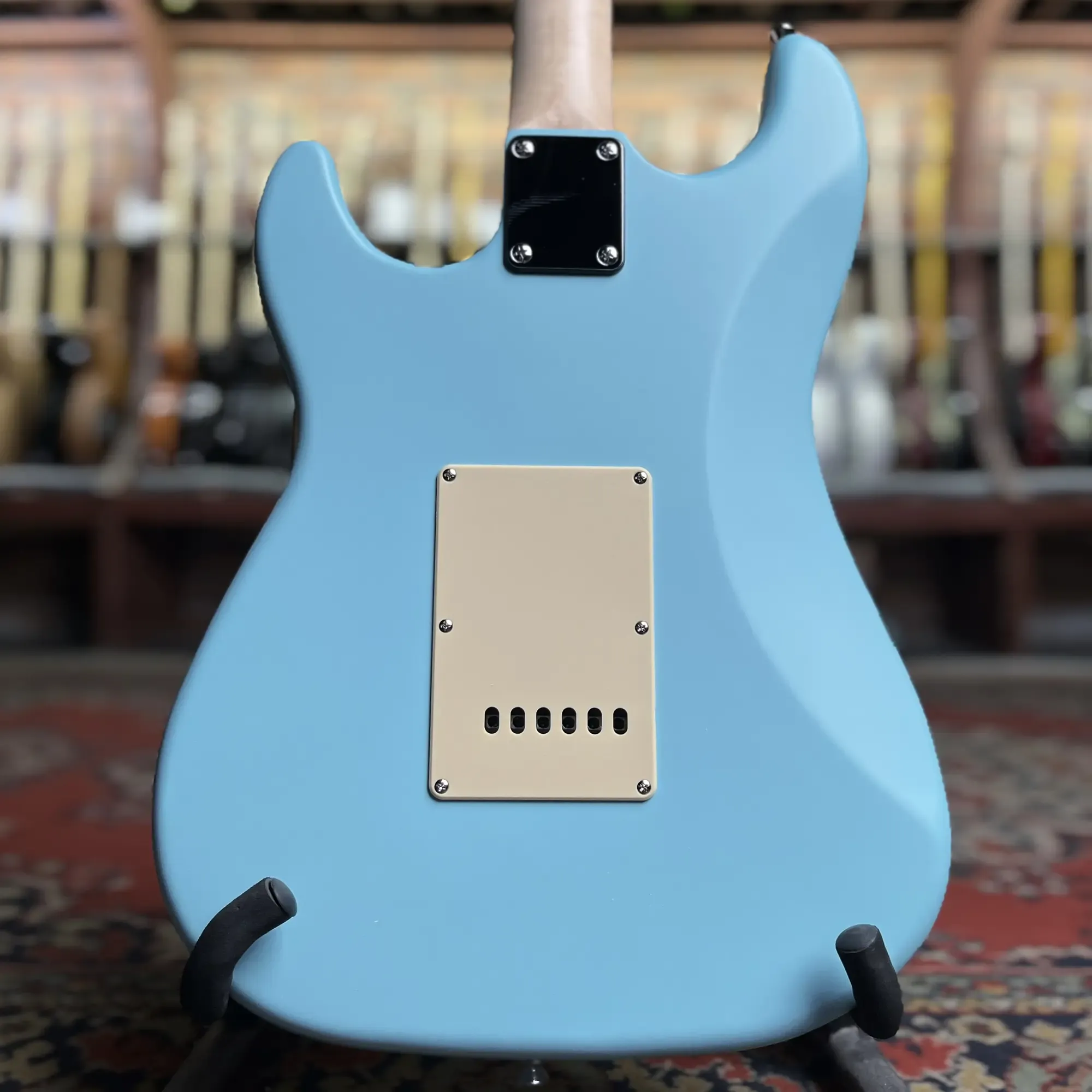 Изображение №7