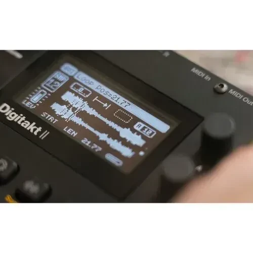 Изображение №6