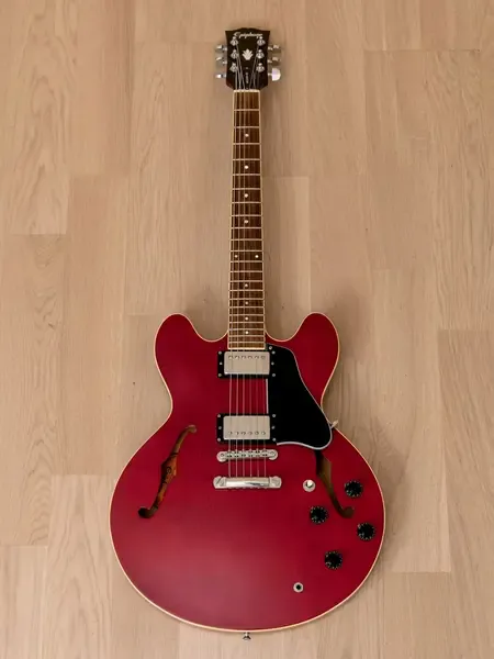 Электрогитара полуакустическая Epiphone ES-335 HH Cherry w/gigbag Japan 2000