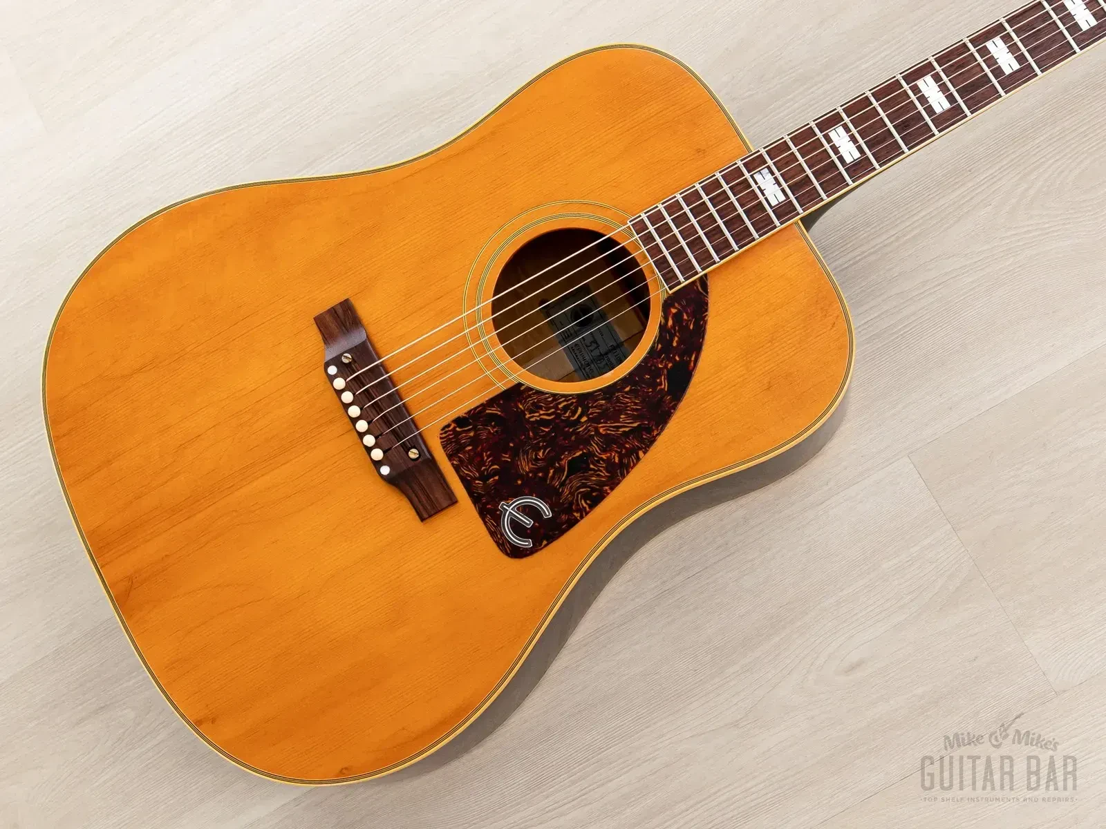 Б/У акустическая гитара Epiphone Frontier FT-110N Dreadnought (1968)