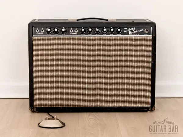 Комбоусилитель для электрогитары Fender Deluxe Reverb AB763 Black 22W 1x12 USA 1965