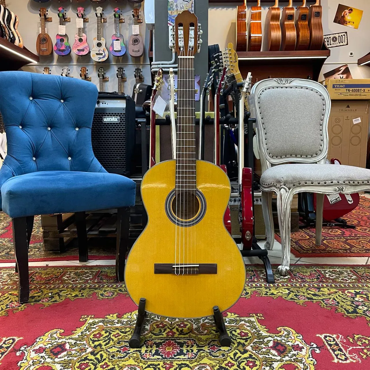 Классическая гитара GEWA Classical Guitar Student Natural 4/4 Уценка (Ремонт обечайки)