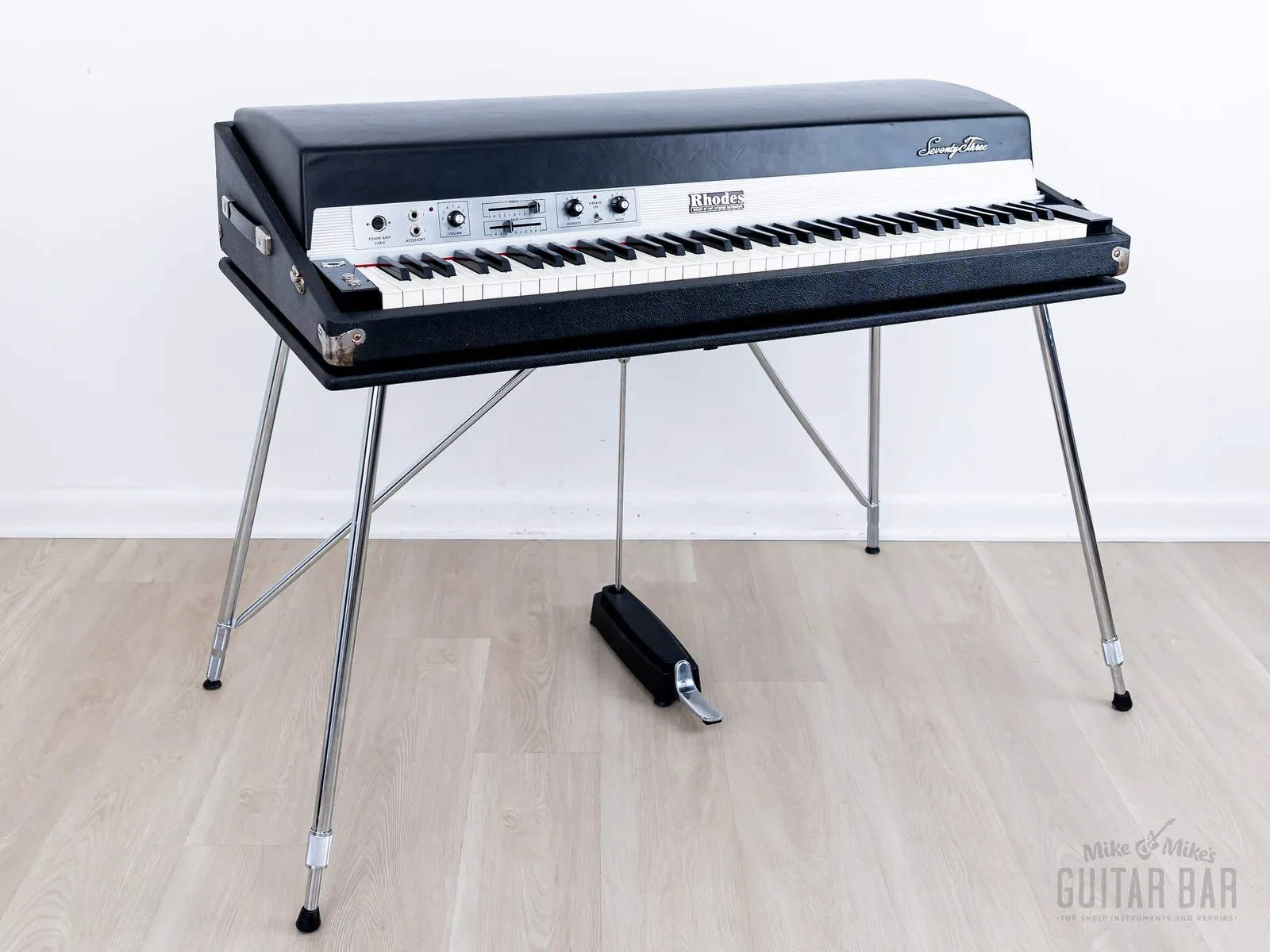 Б/У Электропианино Rhodes Suitcase 73 (1978) Stage Conversion с Cheek Block Power Supply