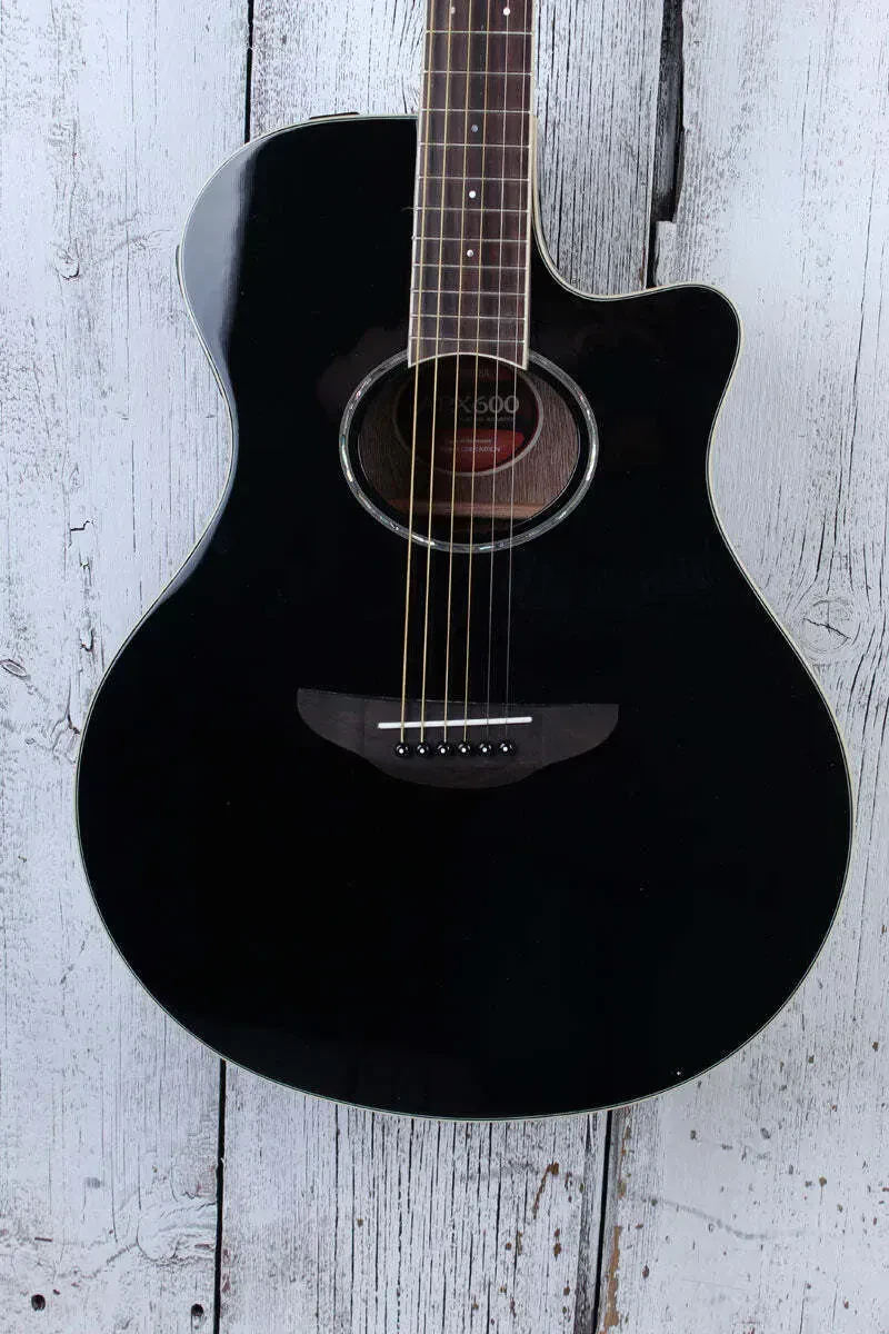 Yamaha APX Series APX600 Thinline Cutaway Acoustic Electric Guitar Black Finish