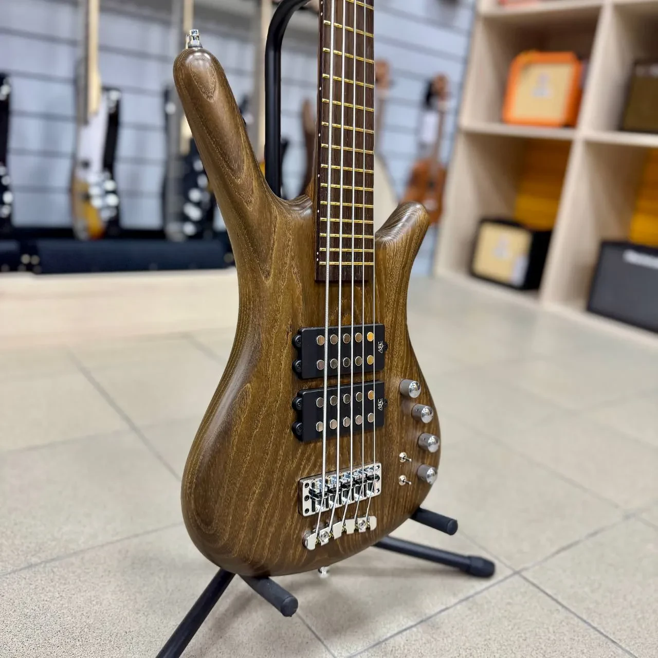 Изображение №6