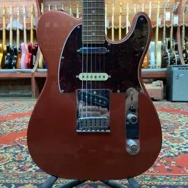 Электрогитара Fender Player Plus Nashville Telecaster Pau Ferro FB Aged Candy Apple Red S-S-S  Mexico 2023