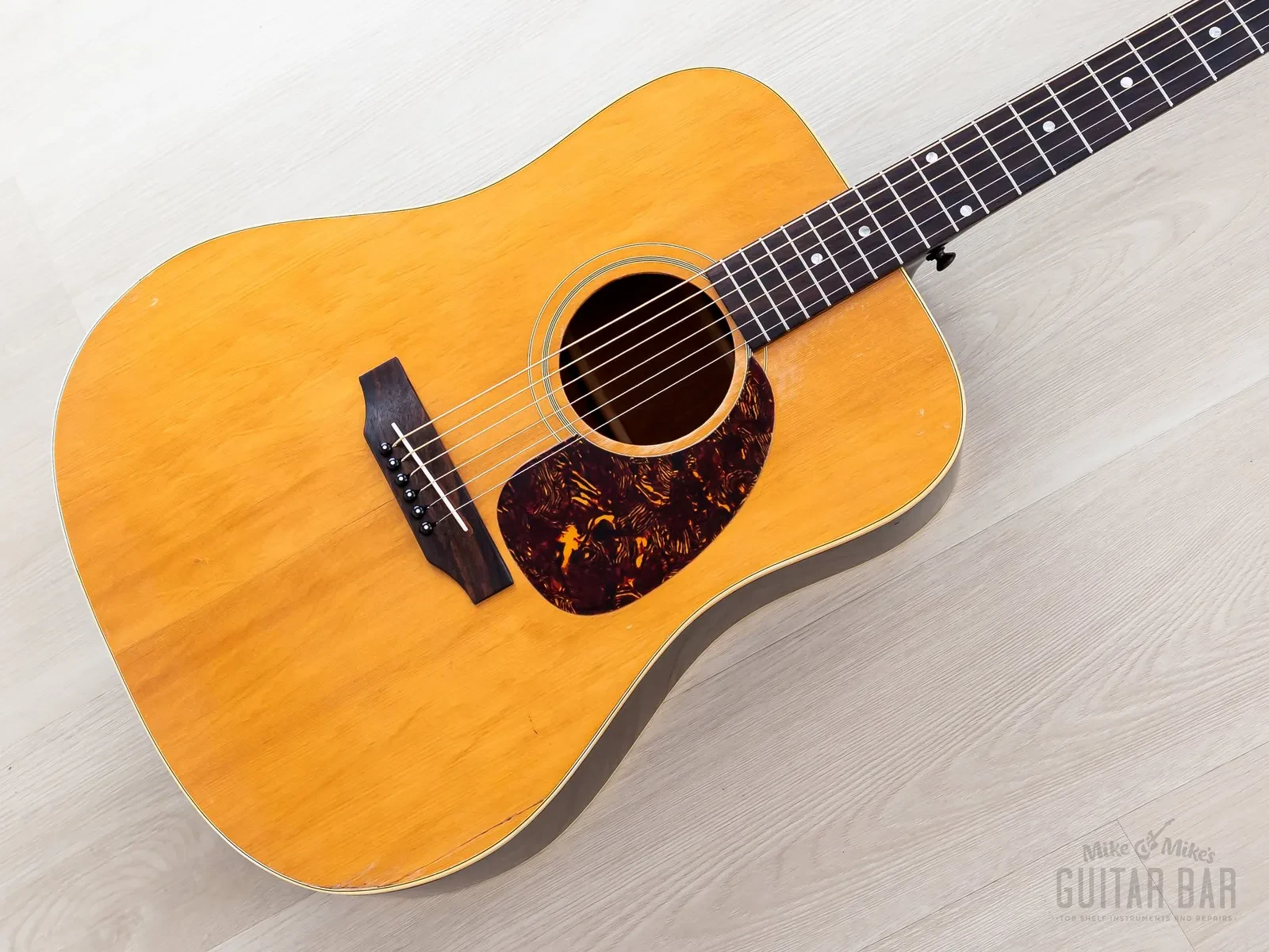 1972 Gibson J-50 Deluxe Vintage Square Shoulder Acoustic Guitar w/ Case