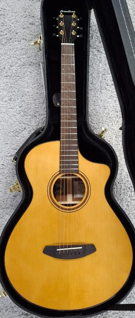 Б/У Электроакустическая гитара Breedlove Performer Pro Concertina CE Aged Toner