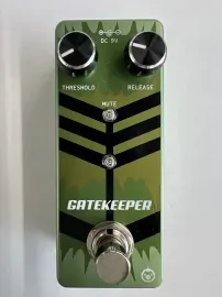 Педаль эффектов для электрогитары Pigtronix Gatekeeper Micro Hum Eliminator Noise Gate