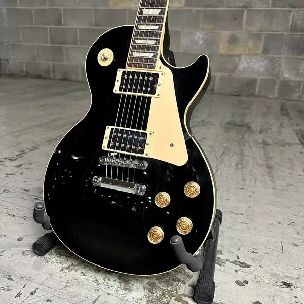 Электрогитара Gibson Les Paul Traditional Pro Exclusive 2011 Ebony w/ Hardshell Case