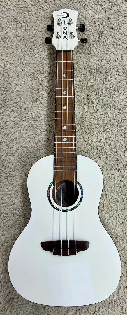 Luna Guitars Luna Model UKE HAU C Concert Size All White Ukulele with Gig Bag