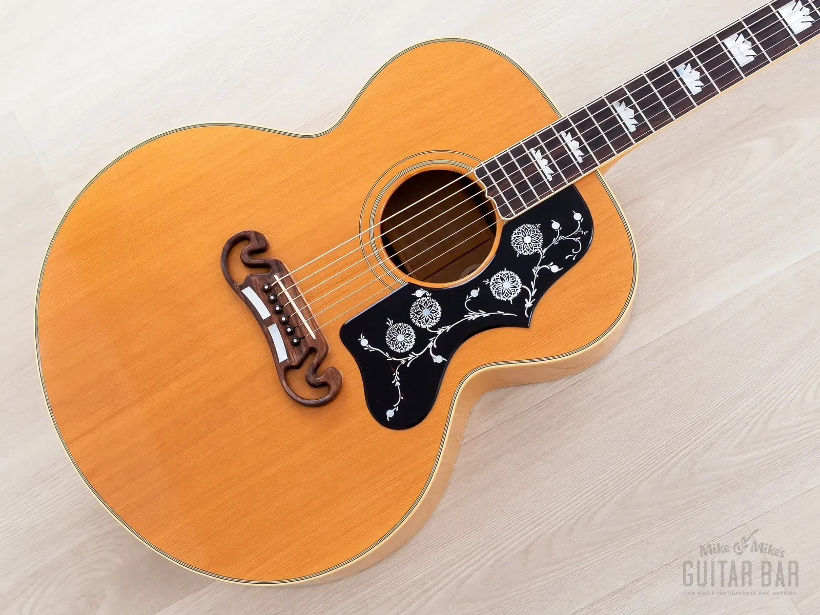 Б/У Акустическая гитара Gibson J-200 1993 Jumbo Antique Natural с кейсом