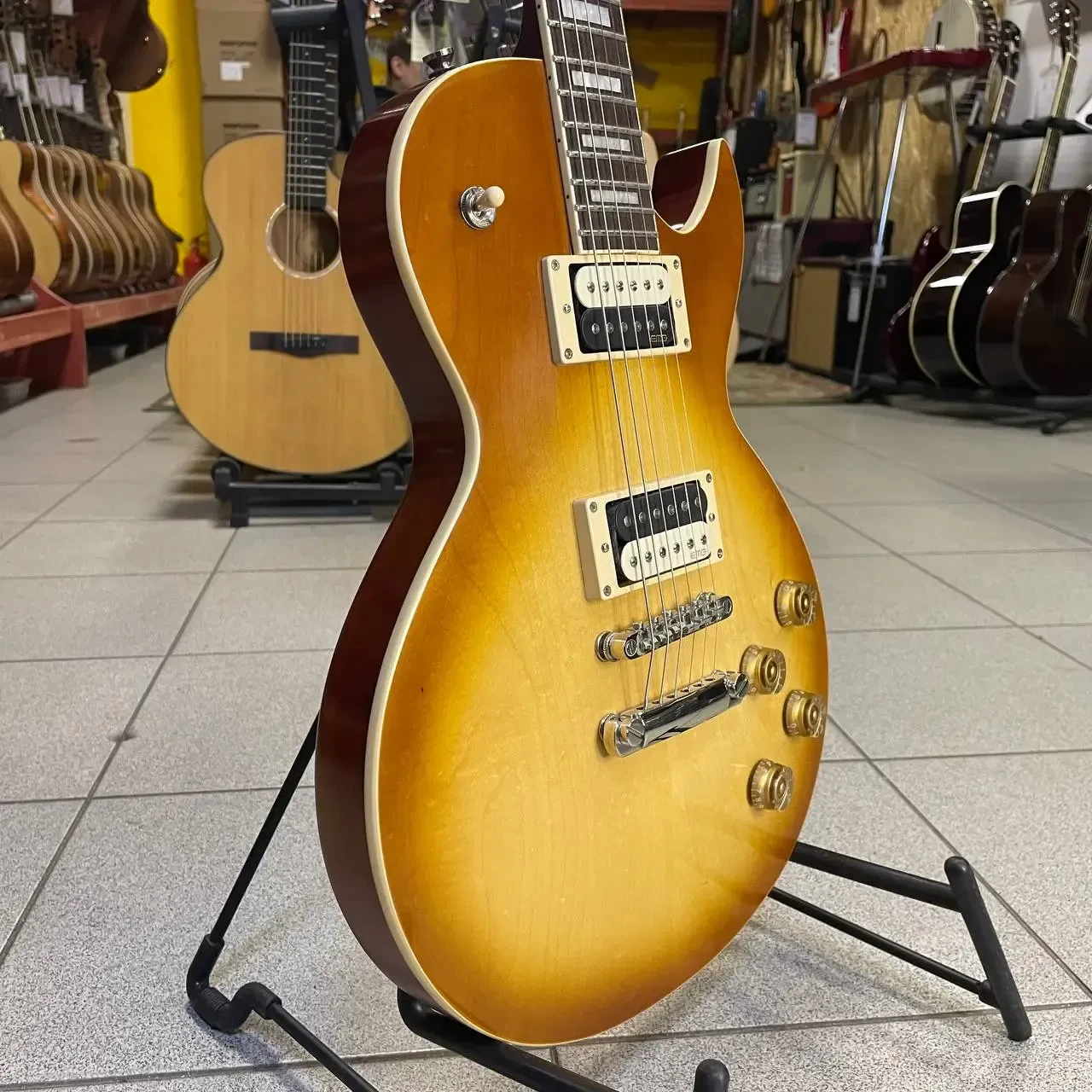 Изображение №5