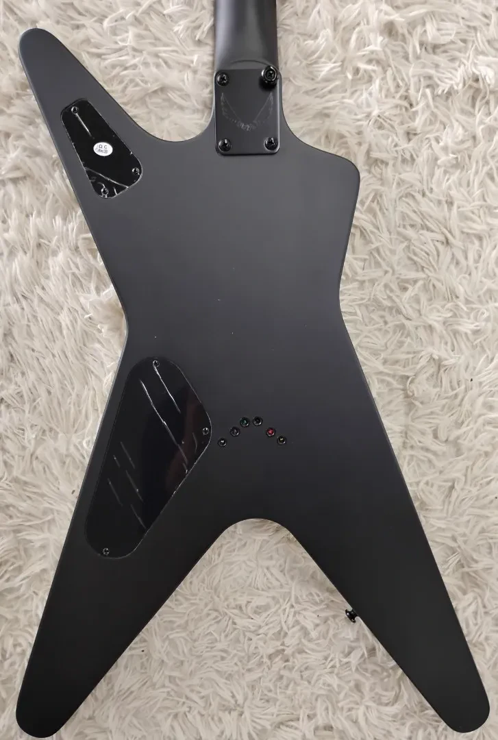 Изображение №6