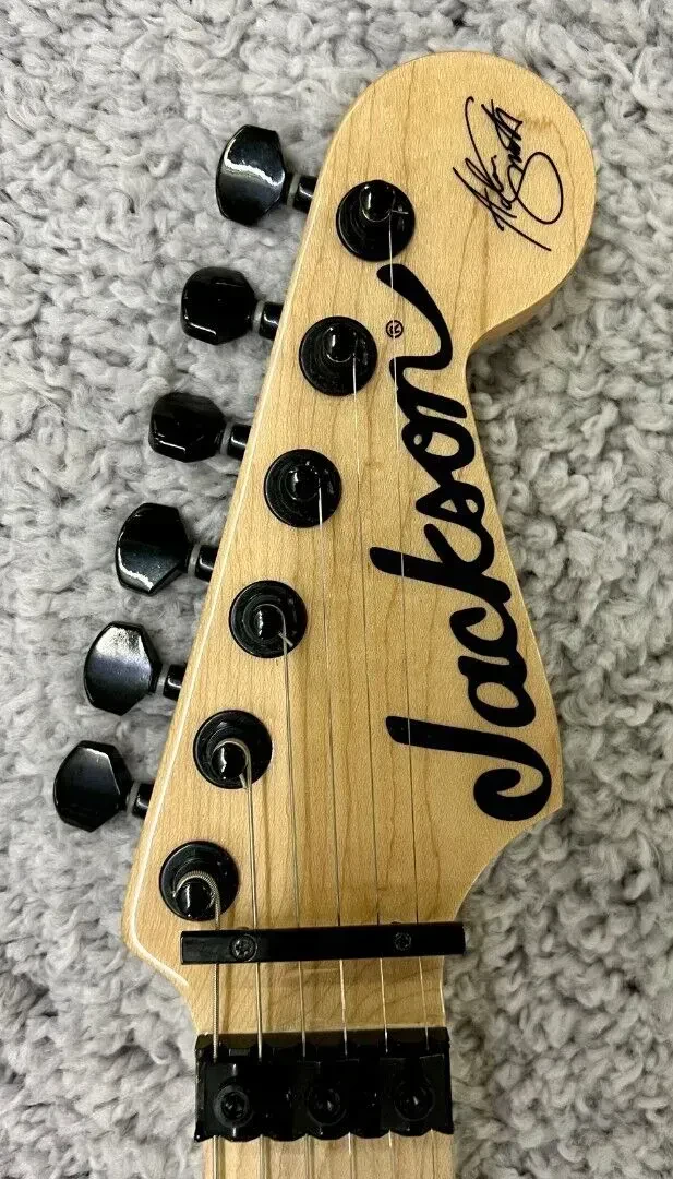 Изображение №6