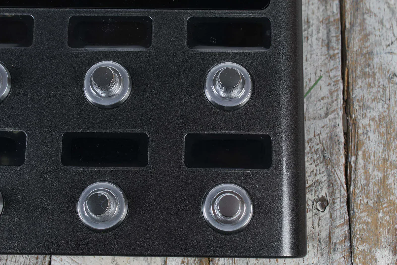 Изображение №6