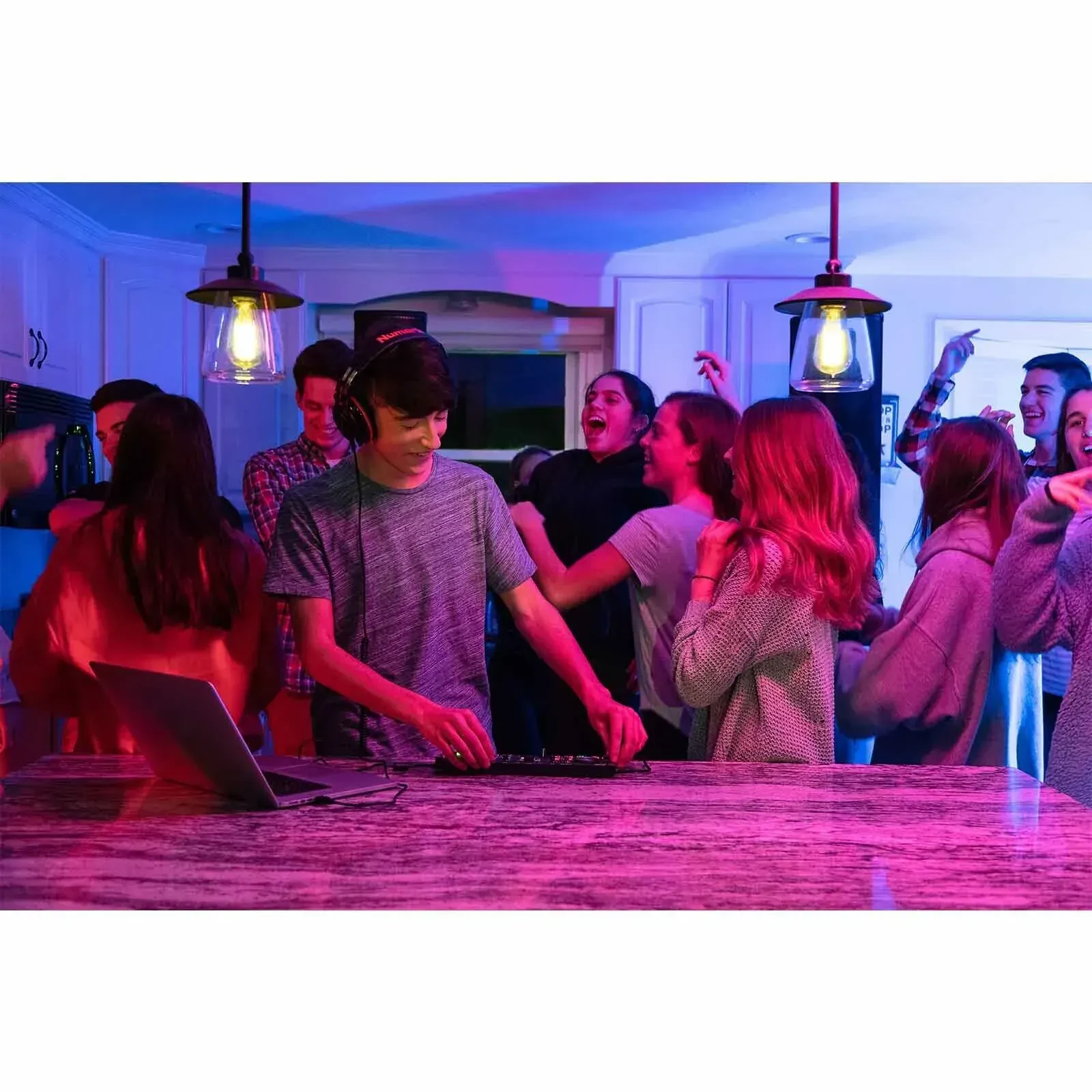 Изображение №11