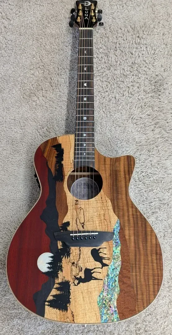 Luna Guitars Vista Deer Koa Body Acoustic Electric Guitar w/Case