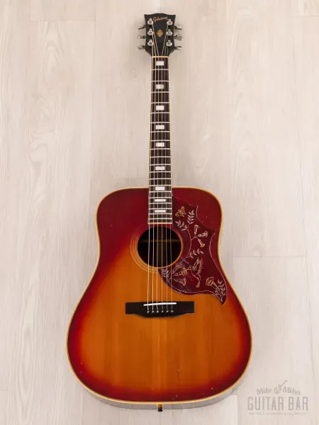 Акустическая гитара Gibson Hummingbird Custom Dreadnought Sunburst w/case USA 1976