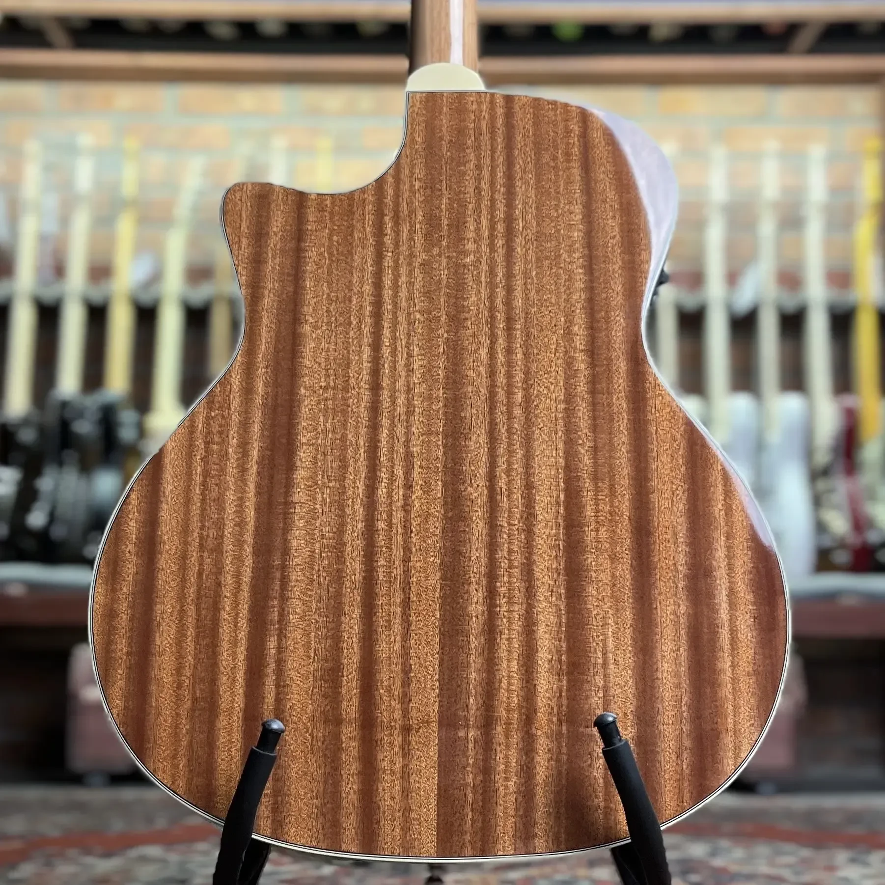 Изображение №5