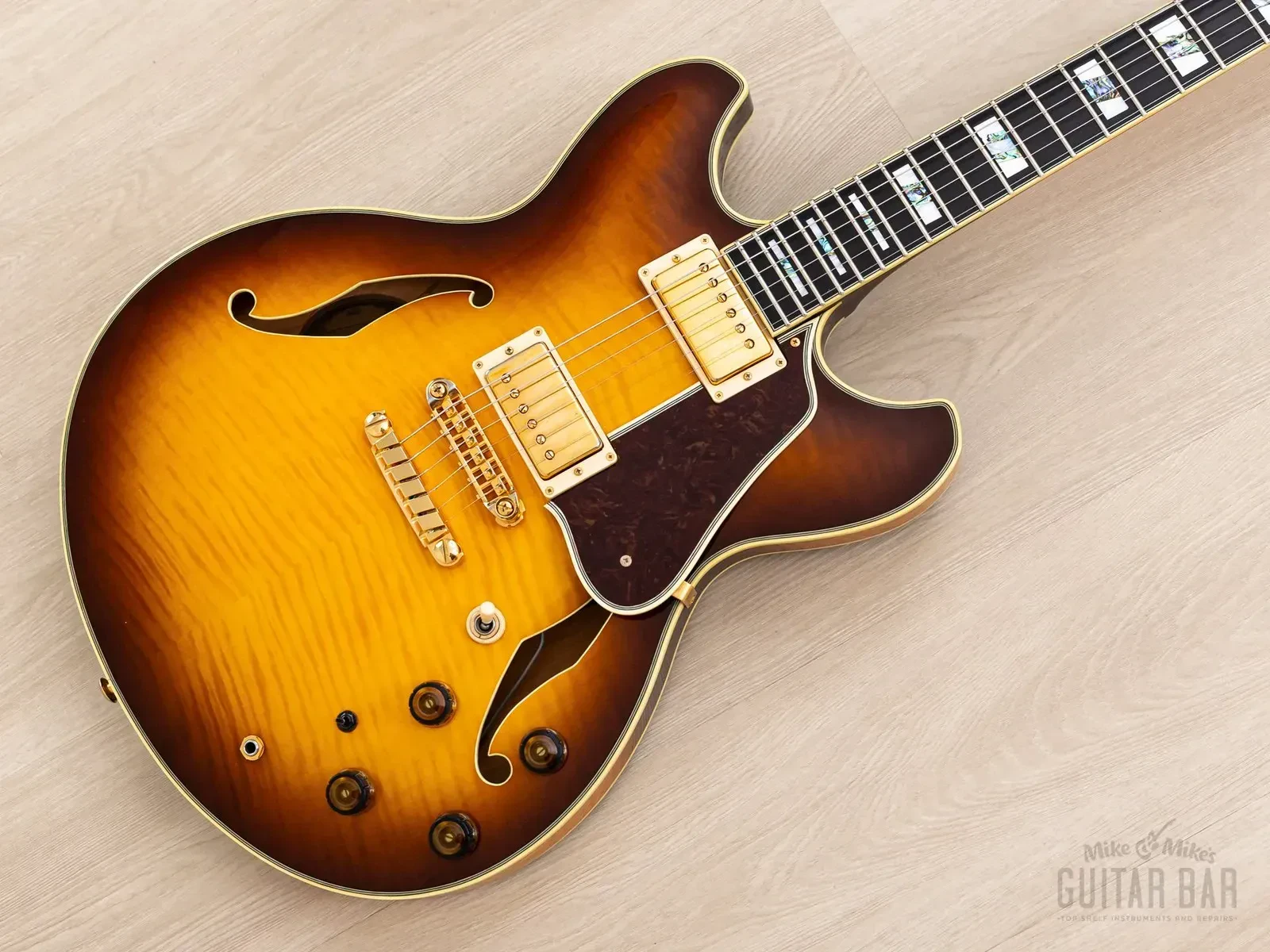 Б/У Электрогитара Ibanez Artstar AS200 Semi-Hollow Antique Violin с кейсом