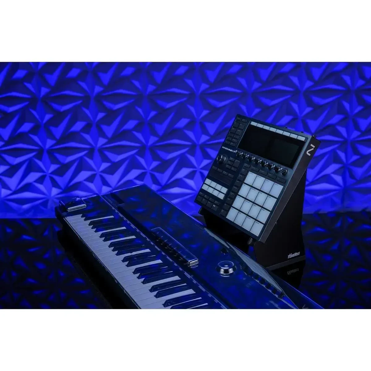 Изображение №7