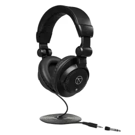 Zoom H6studio 8-Track 32-Bit Float Handy Recorder Bundle w/ 64GB Extreme Pro mic