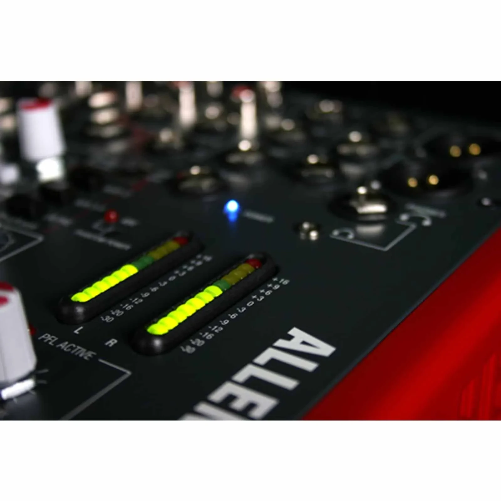 Изображение №12