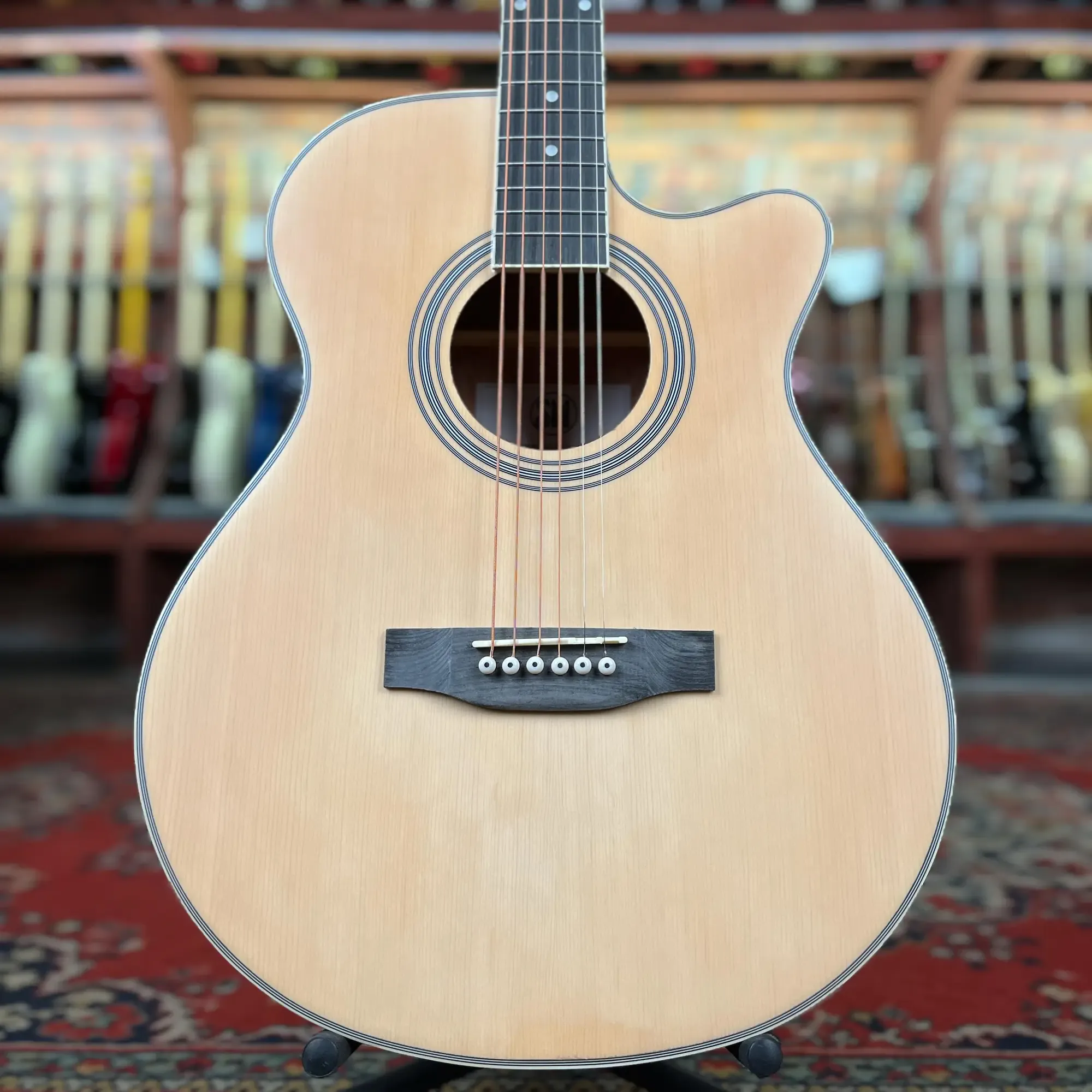 Акустическая гитара SM SMCB401 Solid Top Orchestra Natural Matte