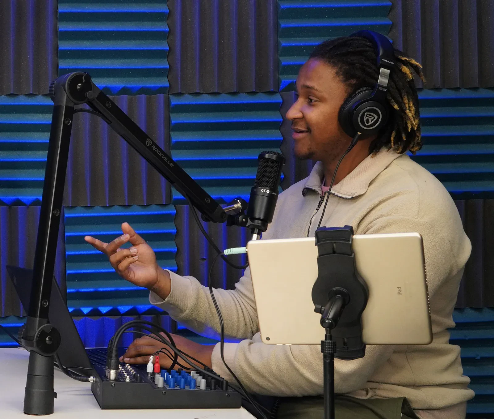 Изображение №6