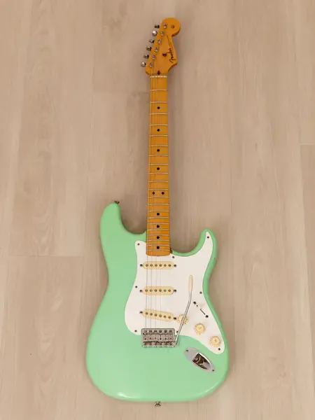 Электрогитара Fender American Vintage '57 Stratocaster SSS Surf Green w/case USA 1987