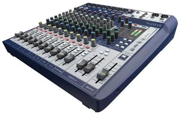 Микшерный пульт Soundcraft Signature 12