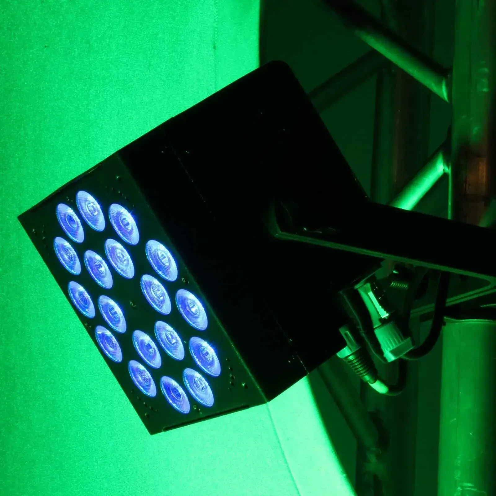 Изображение №9