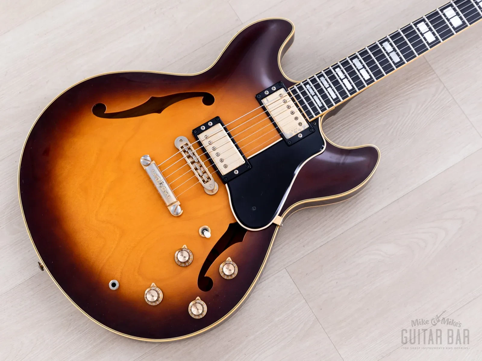 1978 Yamaha SA2000 Vintage Semi-Hollowbody ES-Style Guitar w/ Case