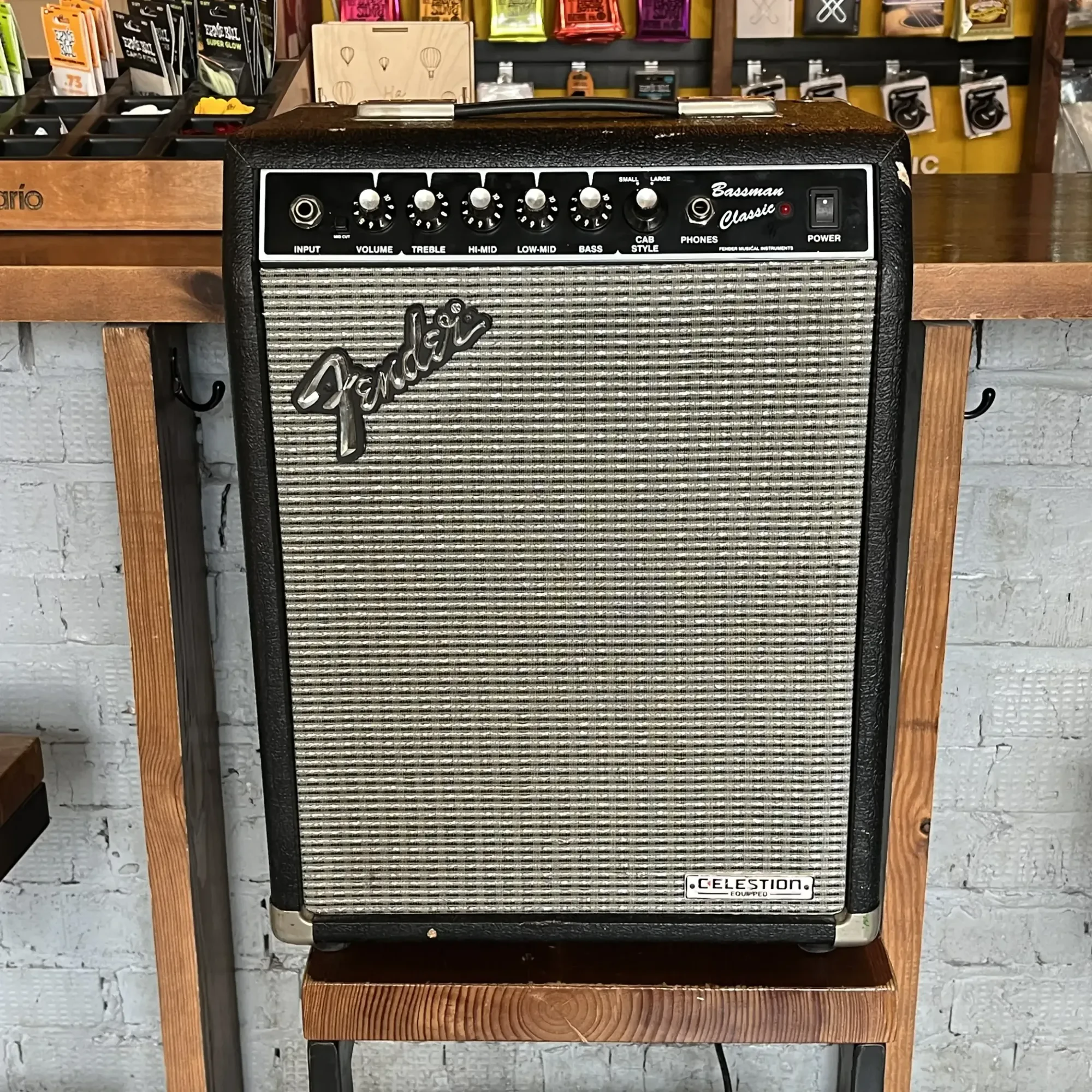 Комбоусилитель для бас-гитары Fender Bassman Classic BMC-20E Vietnam 2000's