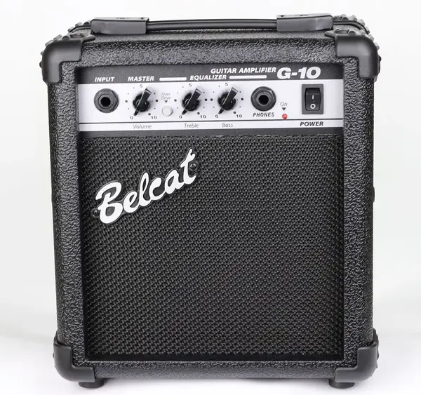 Комбоусилитель для электрогитары Belcat G-10