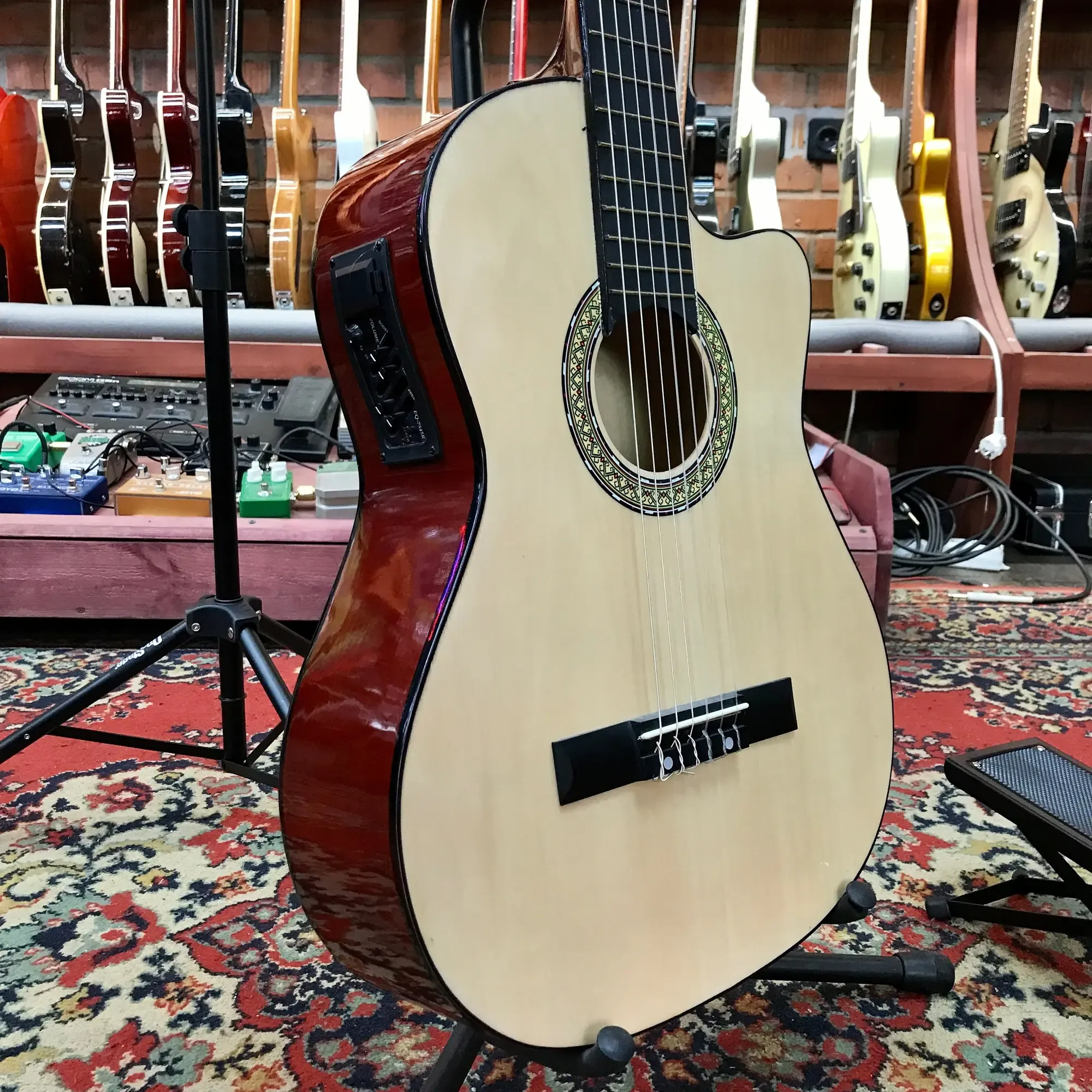 Изображение №9