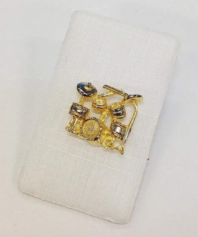 Брошь Art of Music A 01 ударная установка, золото